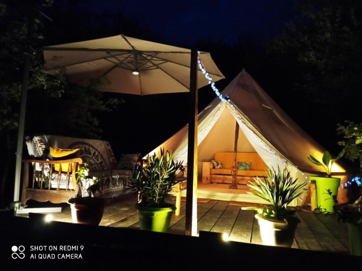 Tente Safari Lodge Dans Foret Luxuriante Vielle-Tursan Kültér fotó