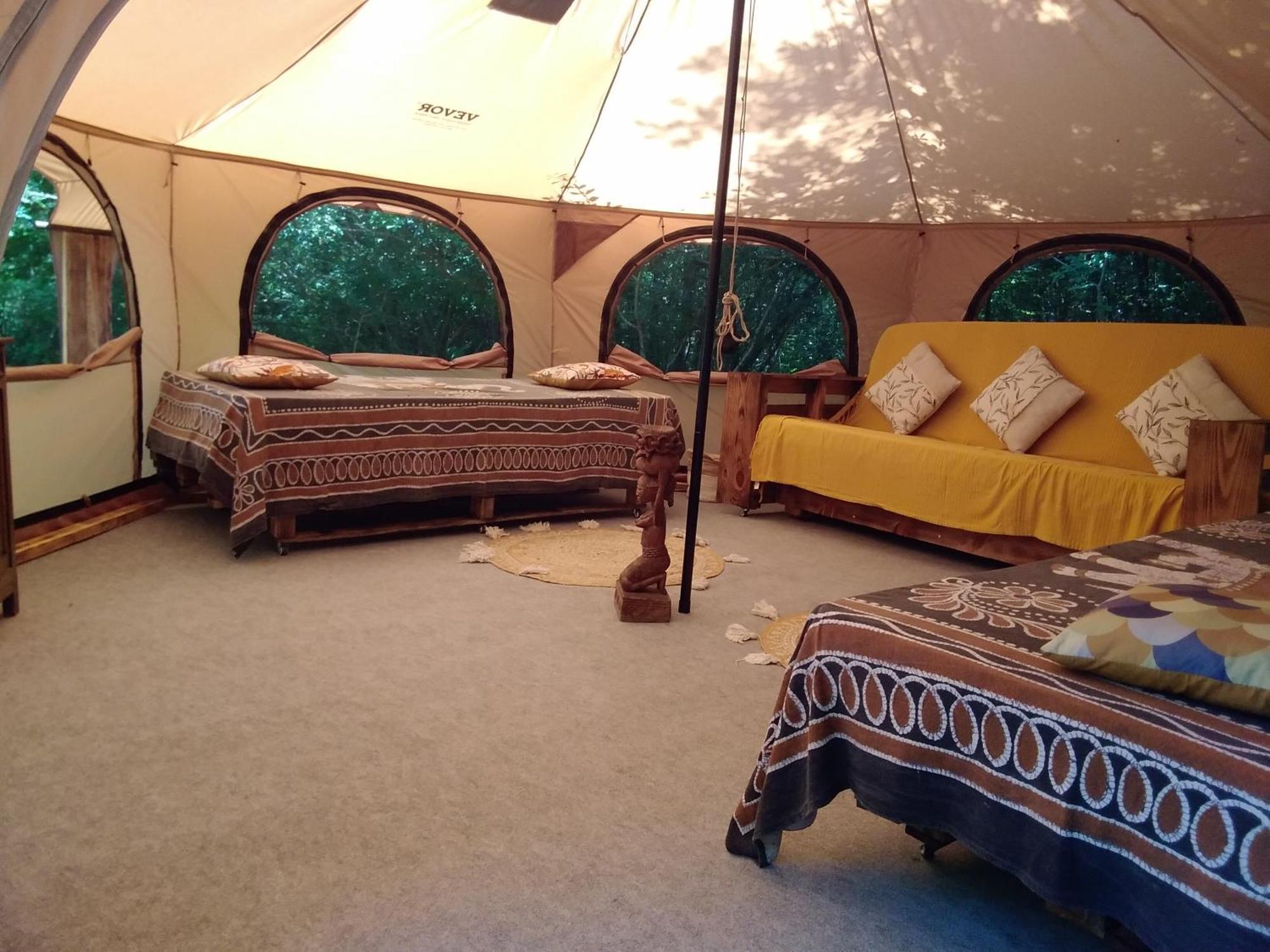 Tente Safari Lodge Dans Foret Luxuriante Vielle-Tursan Kültér fotó