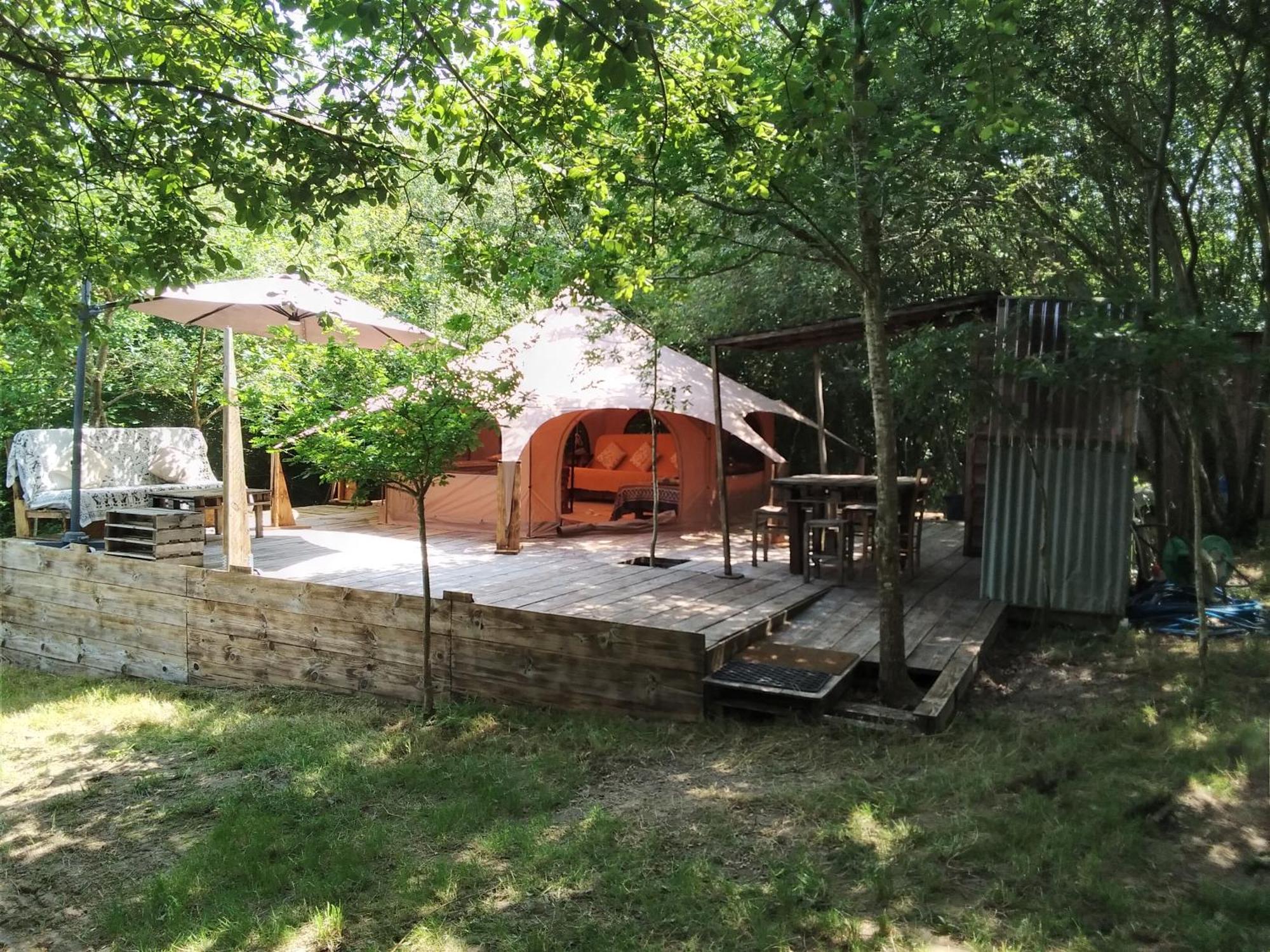 Tente Safari Lodge Dans Foret Luxuriante Vielle-Tursan Kültér fotó